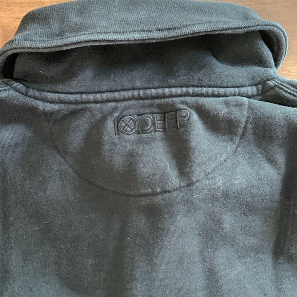 Vintage 10Deep streetwear label black hoodie.  Rarely worn. - Picture 7 of 7